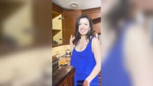 افلام سكس عراقي ساخن: القحبة الينا انجل تنتاج من جارهم أبو احمد – سكس عراقي عربي – كامل بجودة عالية HD